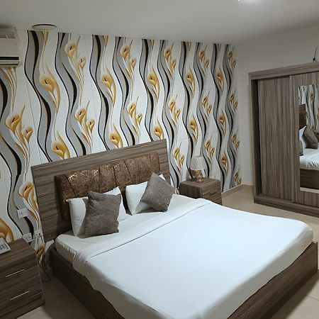 Rayan Hotel Apartments عمان المظهر الخارجي الصورة