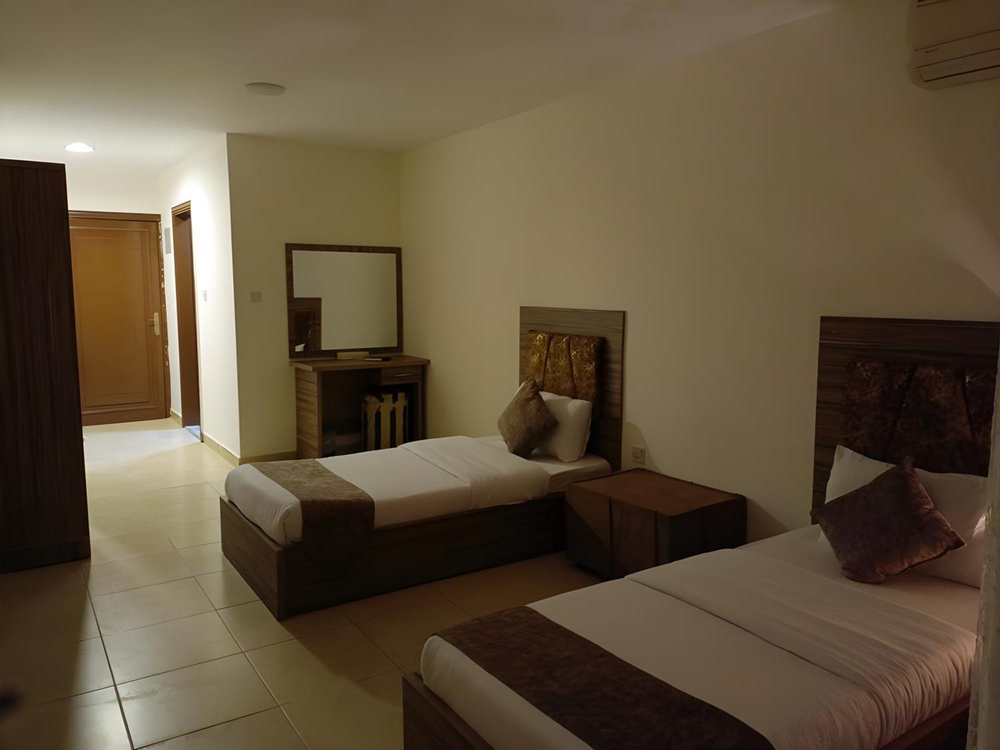 Rayan Hotel Apartments عمان المظهر الخارجي الصورة