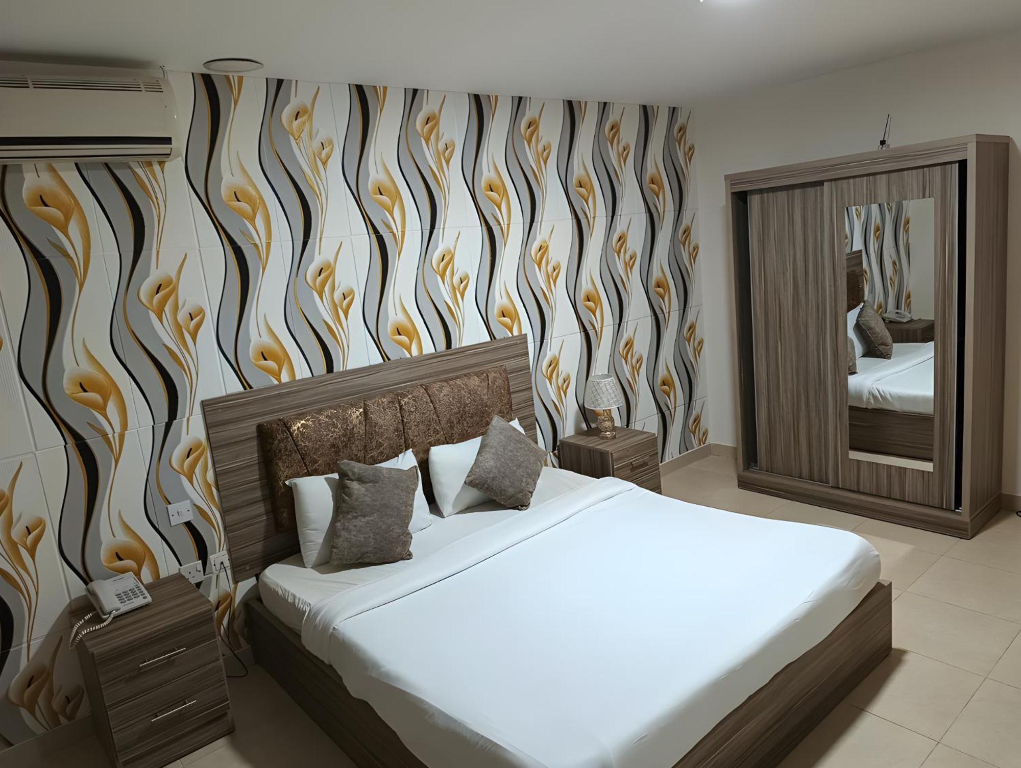 Rayan Hotel Apartments عمان المظهر الخارجي الصورة