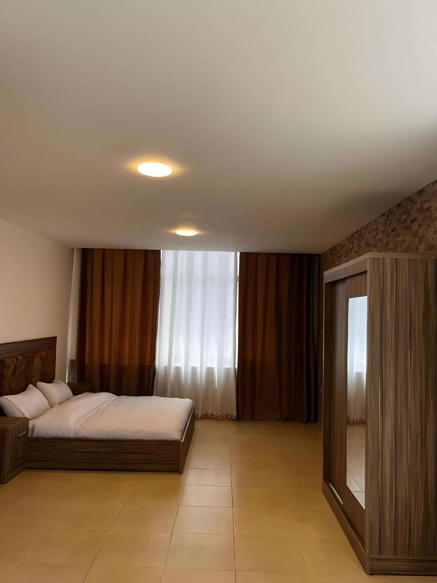 Rayan Hotel Apartments عمان المظهر الخارجي الصورة