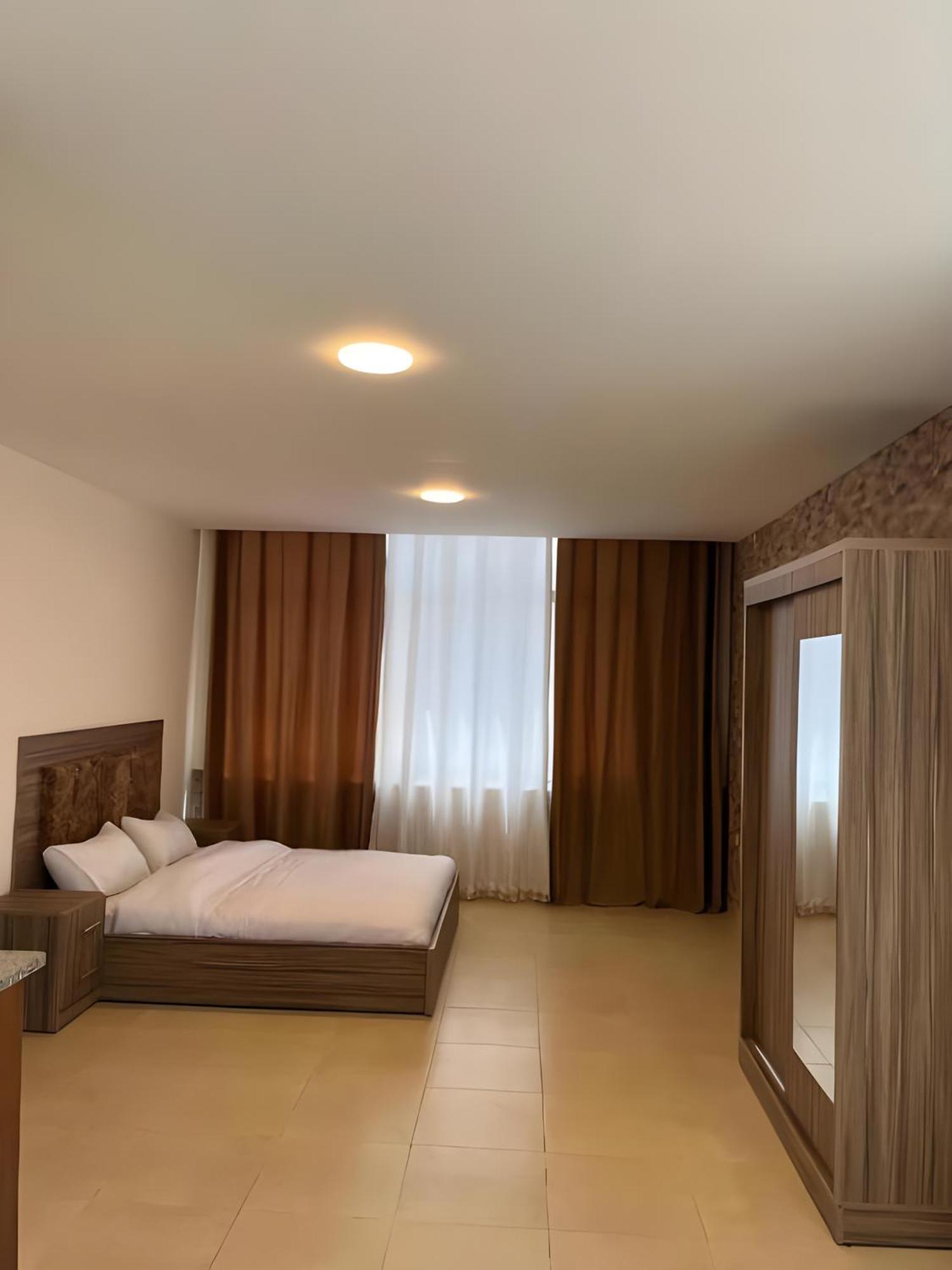 Rayan Hotel Apartments عمان المظهر الخارجي الصورة